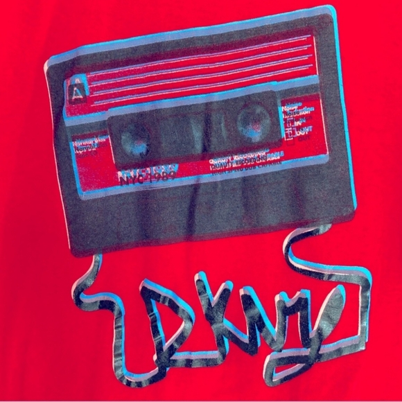 GUC, DKNY Retro 80’s Cassette Tape Graphic T-Shirt Tee Size Large - Picture 2 of 6